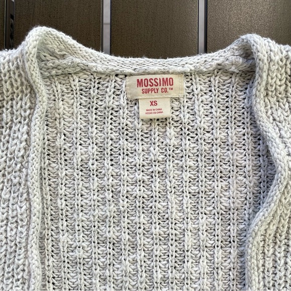 MOSSIMO SUPPLY CO. KNIT CARDIGAN!! - Picture 3 of 8